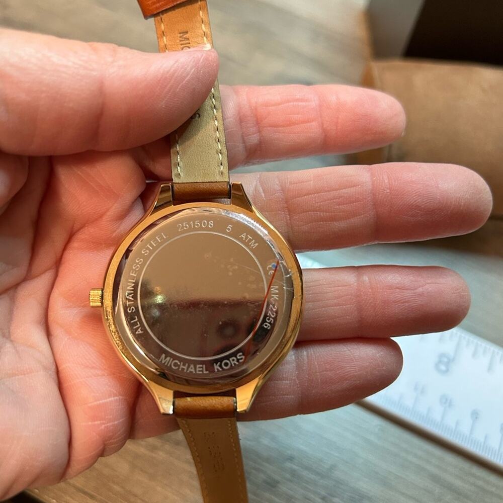 Michael Kors Women’s Double Wrap Watch New in Box!!  Gold face tan leather band - Picture 6 of 15